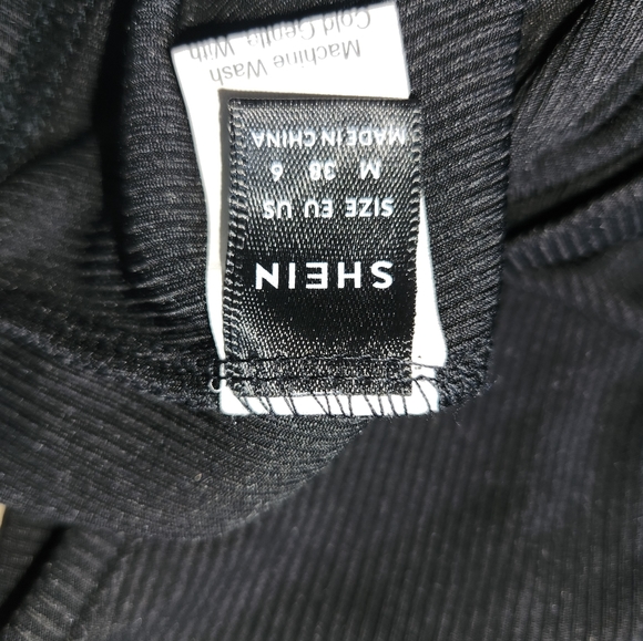 NWOT Cropped black top - Picture 2 of 2